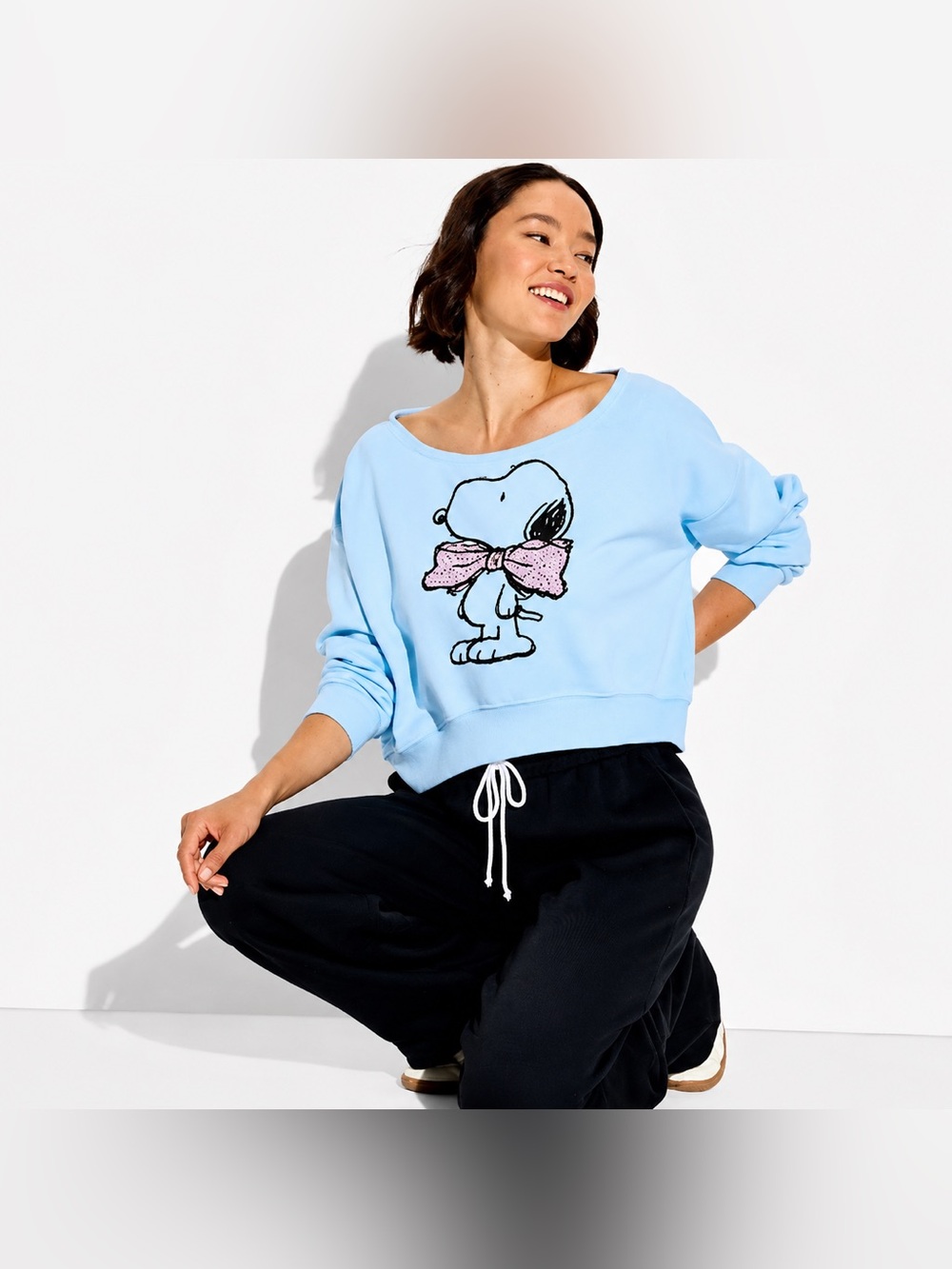 Peanuts Snoopy Women’s Blue Off Shoulder Sweatshirt Bow Graphic Size L